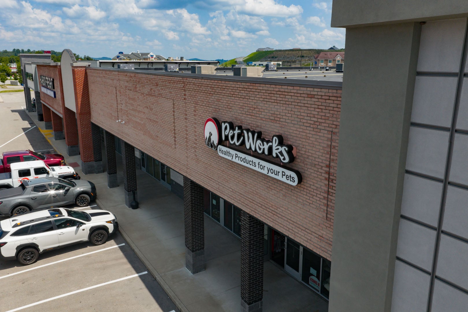 Pet Works 3 Dining in the Suncrest Town Centre